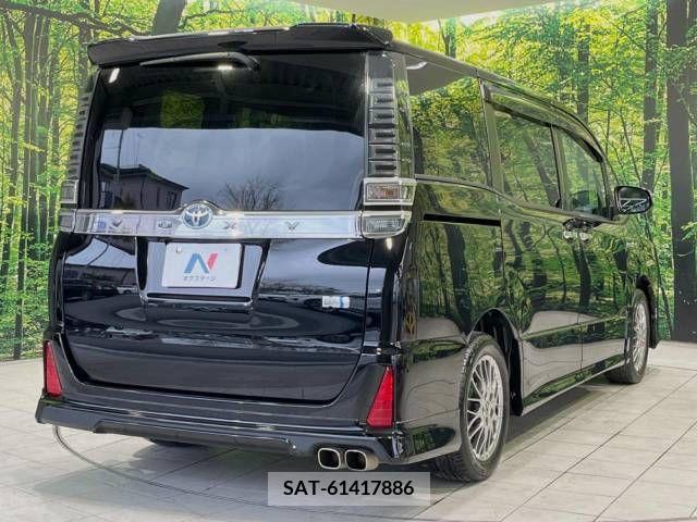 Toyota VOXY HYBRID 2018-11 373077-17