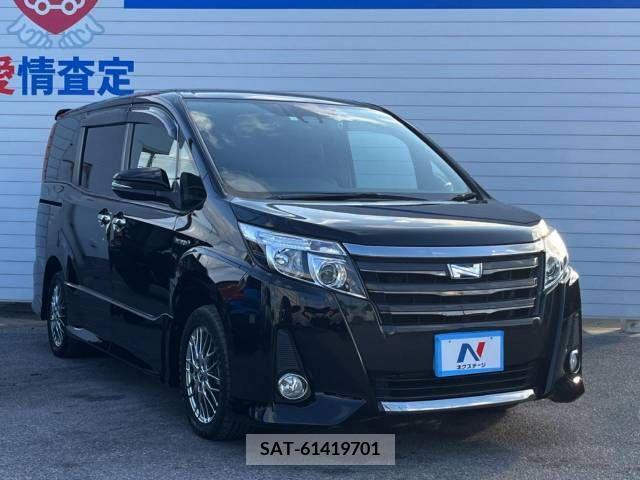 Toyota NOAH HYBRID 2016-09 365198-17