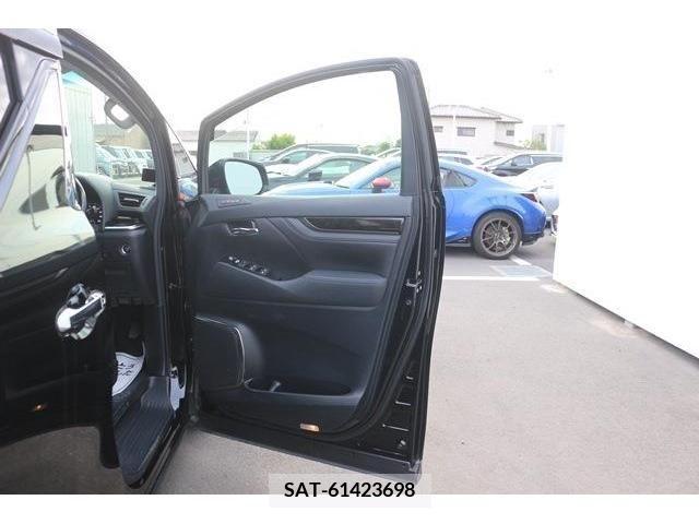 Toyota VELLFIRE 2016-11 289153-12
