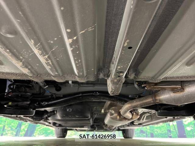 Toyota NOAH 2023-04 226556-19