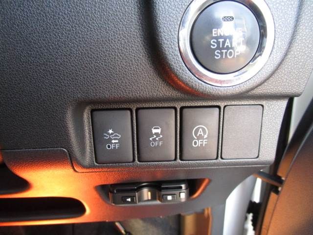 Daihatsu MOVE CUSTOM 2017-05 5611-18