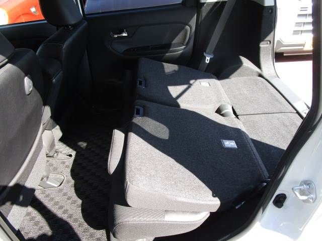 Daihatsu MOVE CUSTOM 2017-05 5611-7