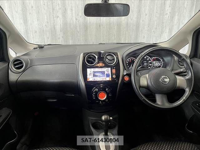 Nissan NOTE 2013-03 302292-1