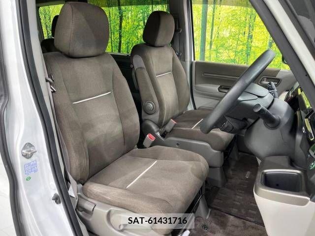 Honda e 2015-09 205880-8