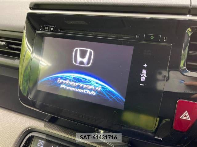 Honda e 2015-09 205880-3