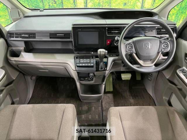 Honda e 2015-09 205880-1