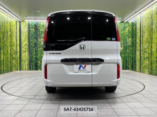 Honda e 2015-09 205880-15