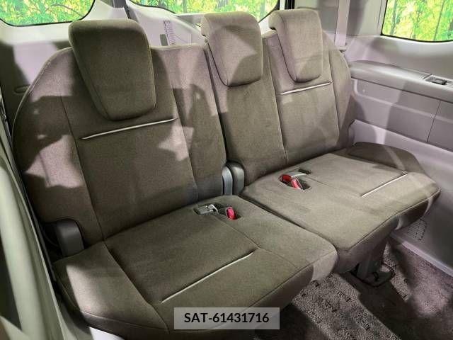 Honda e 2015-09 205880-10