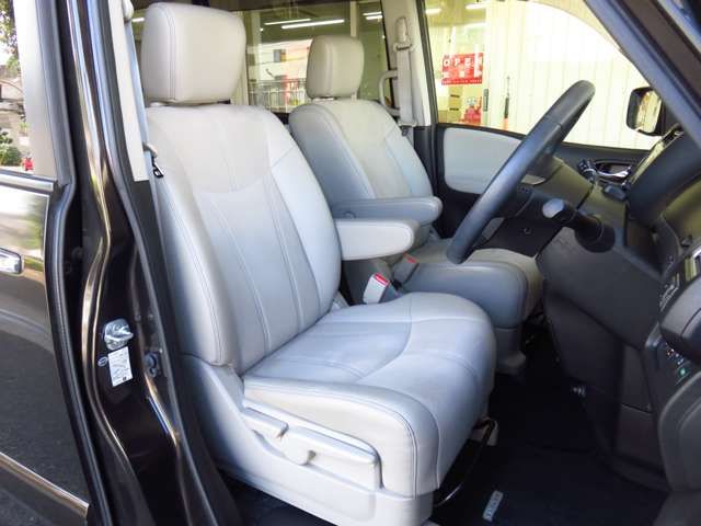 Nissan SERENA 2014-07 22596-10