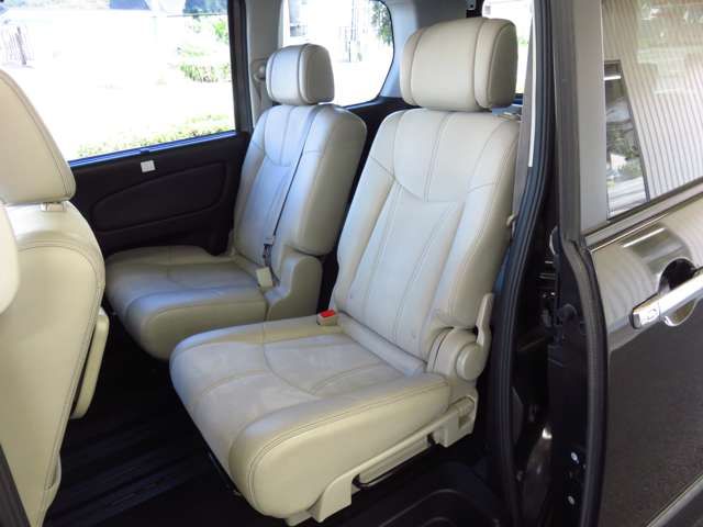 Nissan SERENA 2014-07 22596-18