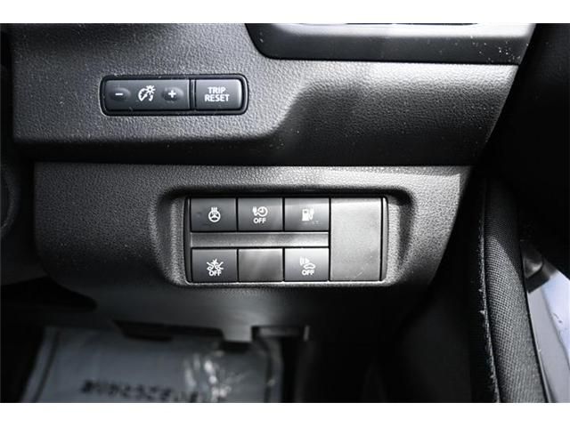 Nissan LEAF 2018-01 3311-12