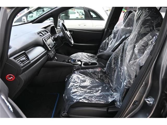 Nissan LEAF 2018-01 3311-15