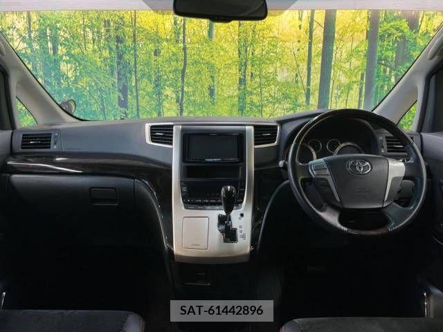 Toyota VELLFIRE 2014-08 379529-1