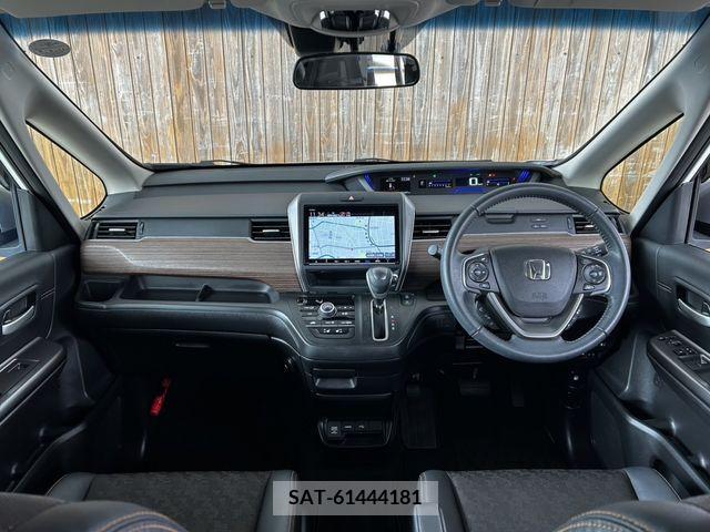 Honda FREED 2022-04 270336-2