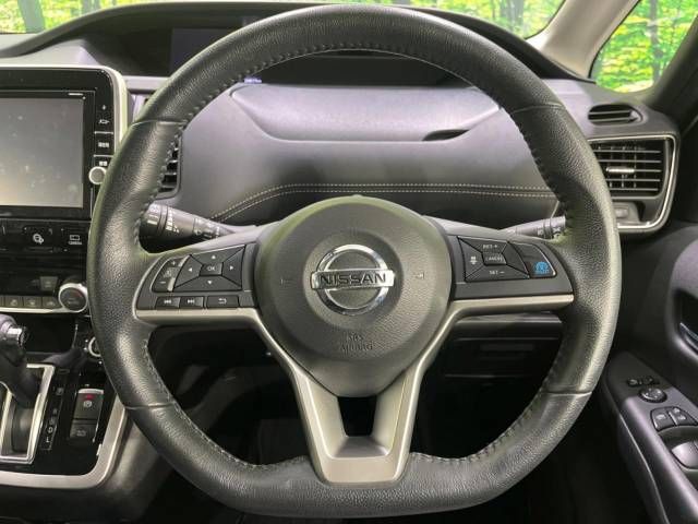 Nissan SERENA 2018-06 26584-12
