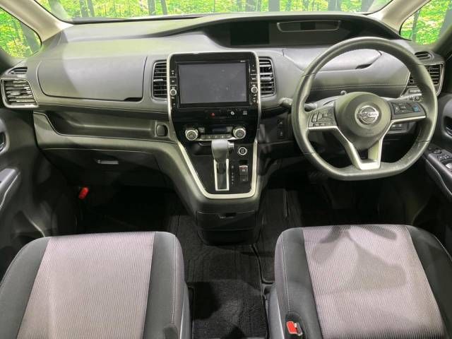 Nissan SERENA 2018-06 26584-1