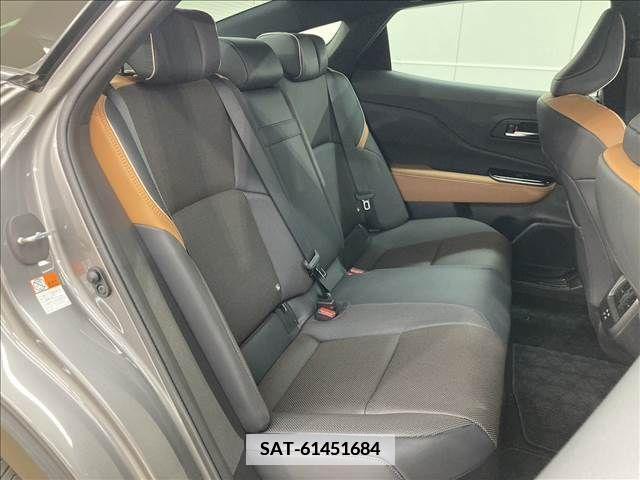 Toyota CROWN 2023-02 336951-12