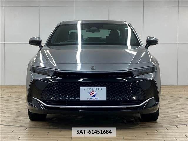 Toyota CROWN 2023-02 336951-2