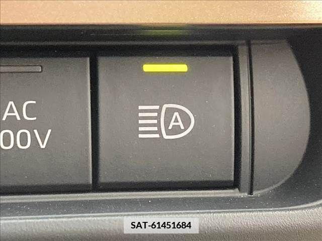 Toyota CROWN 2023-02 336951-10