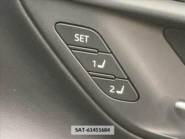 Toyota CROWN 2023-02 336951-9
