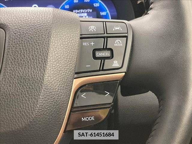Toyota CROWN 2023-02 336951-6