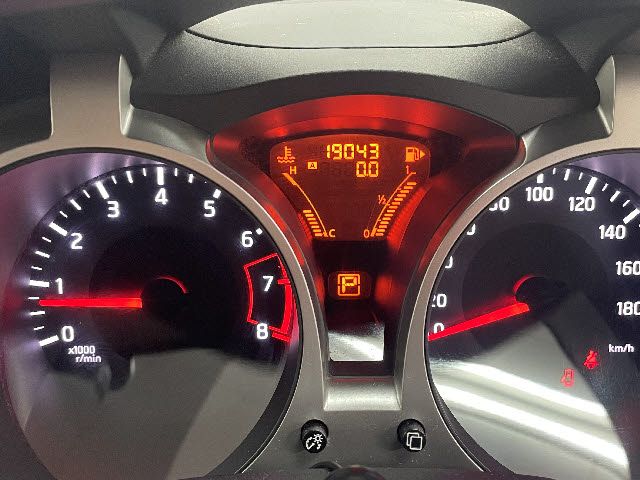 Nissan JUKE 2016-11 193035-7