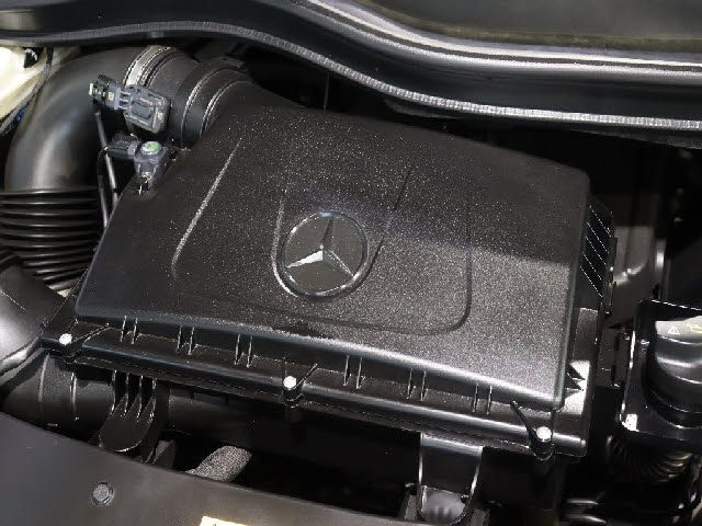 Mercedes Benz V-CLASS 2020-02 13017-17