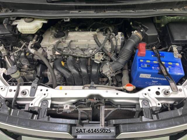 Toyota VOXY 2016-03 289226-18