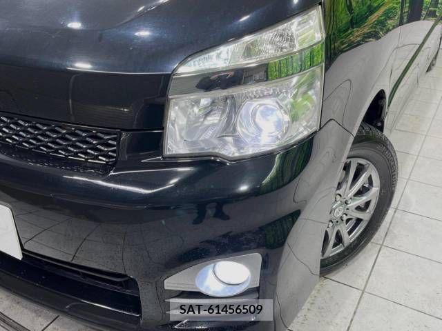 Toyota VOXY 2012-11 223051-12