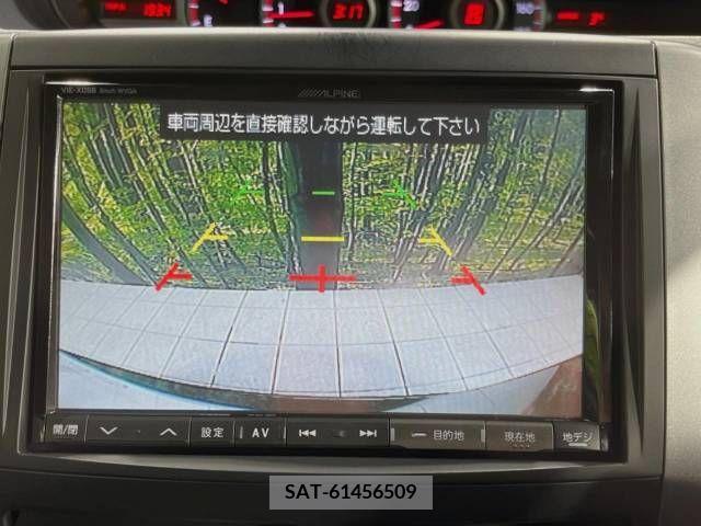 Toyota VOXY 2012-11 223051-3