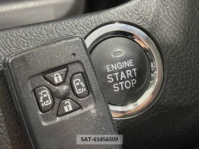 Toyota VOXY 2012-11 223051-6