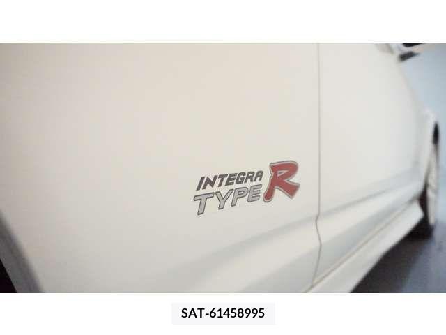 Honda INTEGRA 2004-05 384107-9