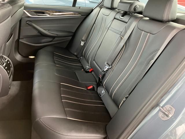 Bmw 5 SERIES 2022-11 26877-16