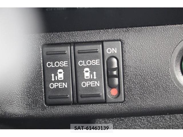 Honda e 2016-03 352430-3