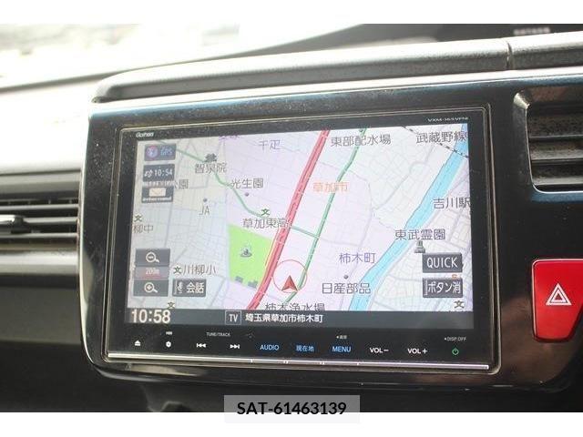 Honda e 2016-03 352430-1