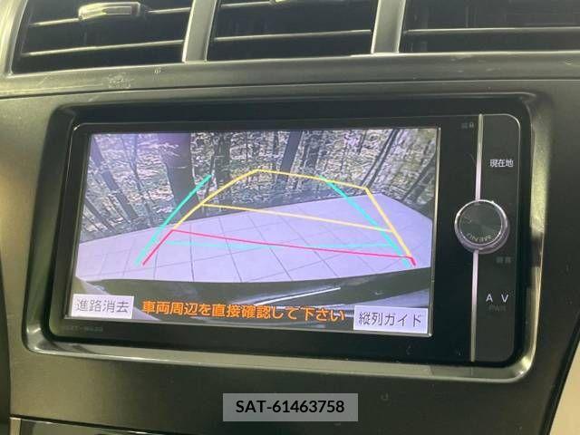 Toyota PRIUS ALPHA 2013-12 347292-3