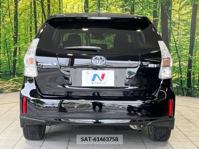 Toyota PRIUS ALPHA 2013-12 347292-16