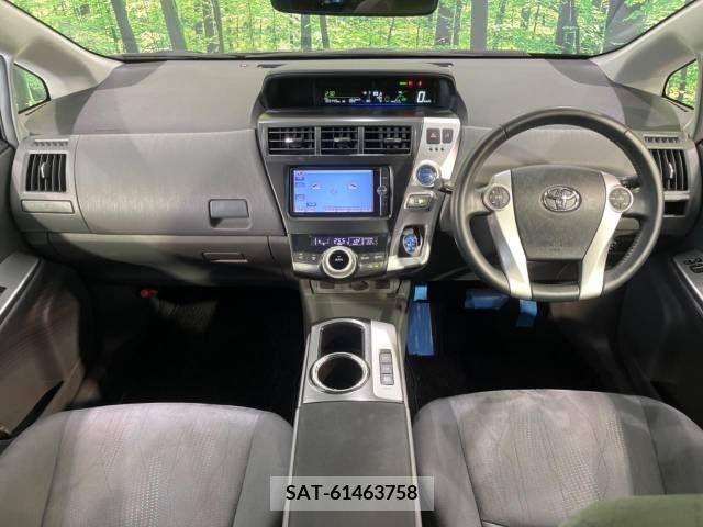 Toyota PRIUS ALPHA 2013-12 347292-1