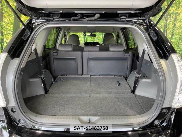 Toyota PRIUS ALPHA 2013-12 347292-12