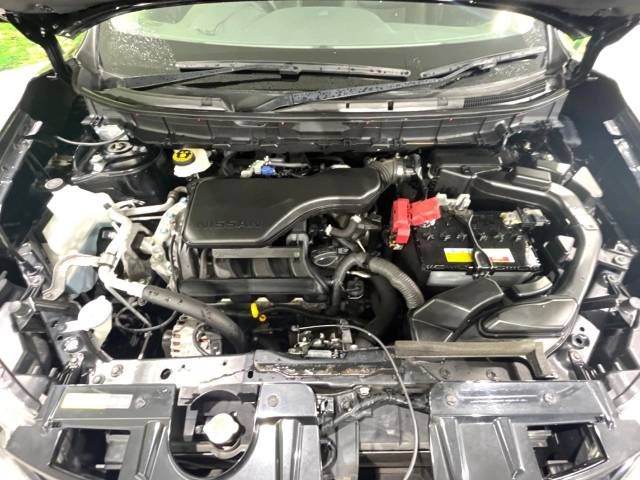 Nissan X-TRAIL 2015-11 22557-18