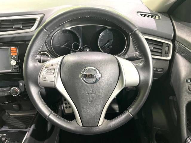 Nissan X-TRAIL 2015-11 22557-11