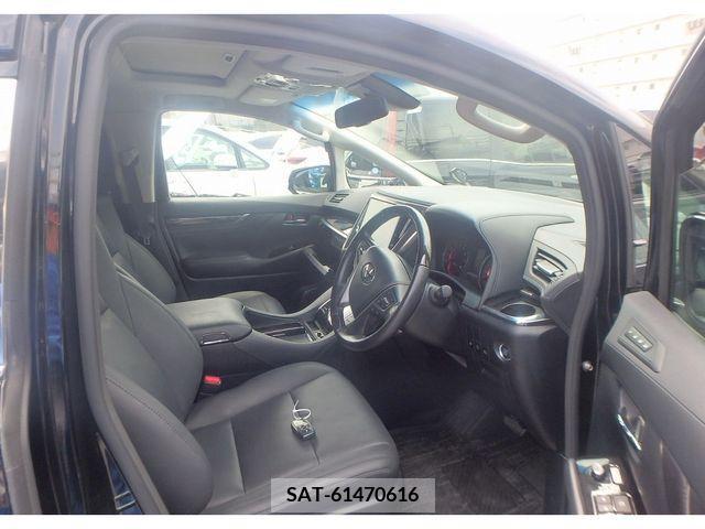 Toyota ALPHARD 2019-10 333164-2