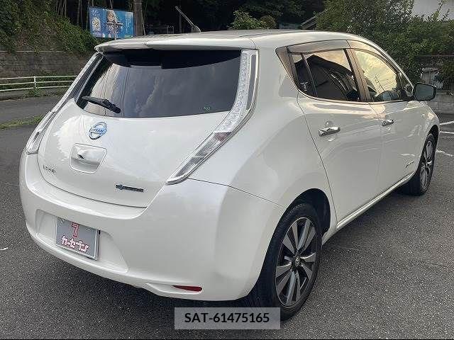 Nissan LEAF 2016-09 352217-17
