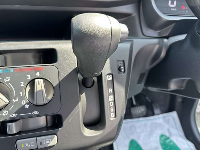 Daihatsu MIRA ES 2022-04 19022-17