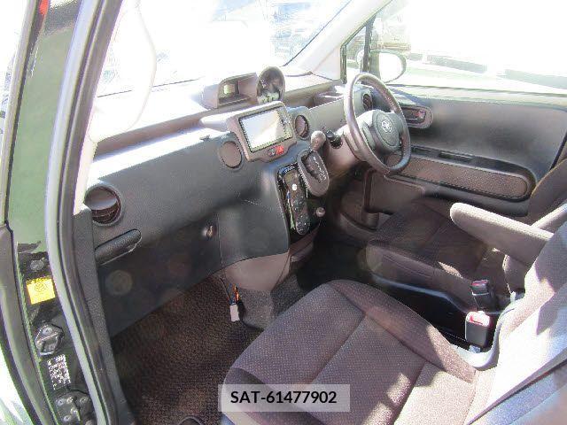 Toyota SPADE 2014-06 372335-12