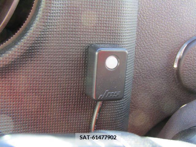 Toyota SPADE 2014-06 372335-25