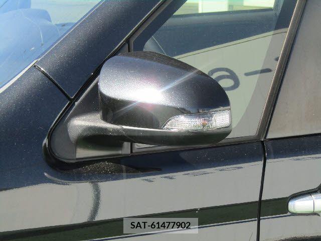 Toyota SPADE 2014-06 372335-24