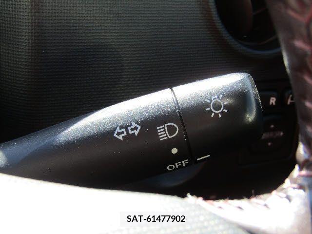 Toyota SPADE 2014-06 372335-21