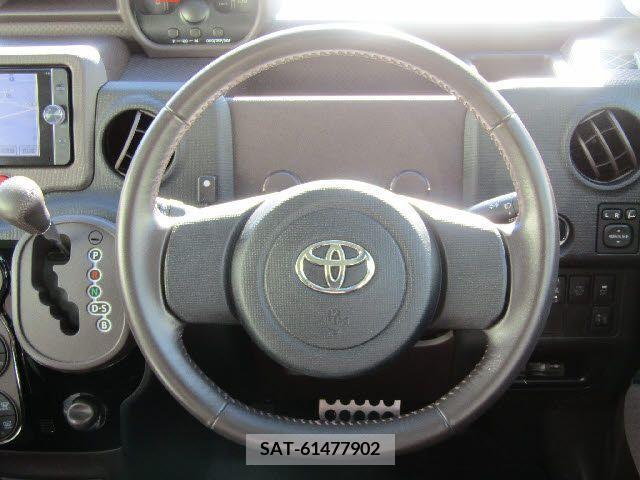 Toyota SPADE 2014-06 372335-13