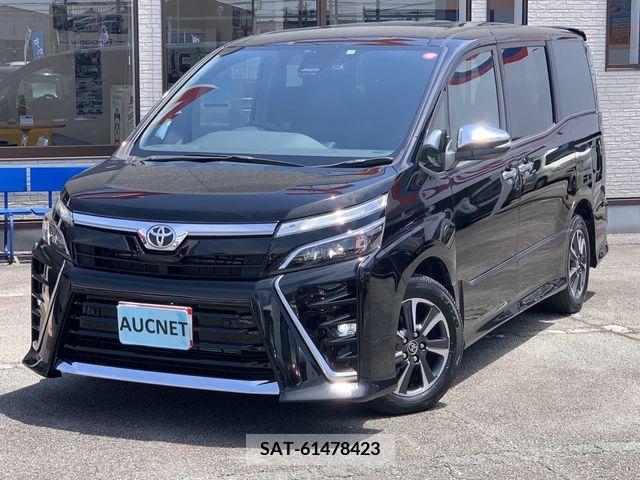 Toyota VOXY 2021-02 321686-0